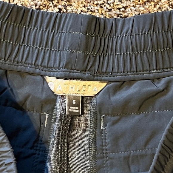 Athleta linen shorts - Picture 2 of 5